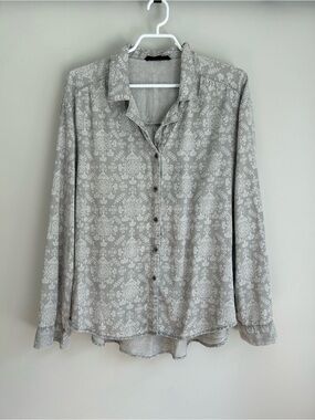 Silky Soft Button Down Shirt Size XL
